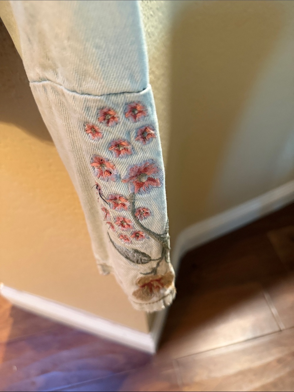 Blank NYC Light Wash Embroidered Floral Moto Jacket - Picture 11 of 17